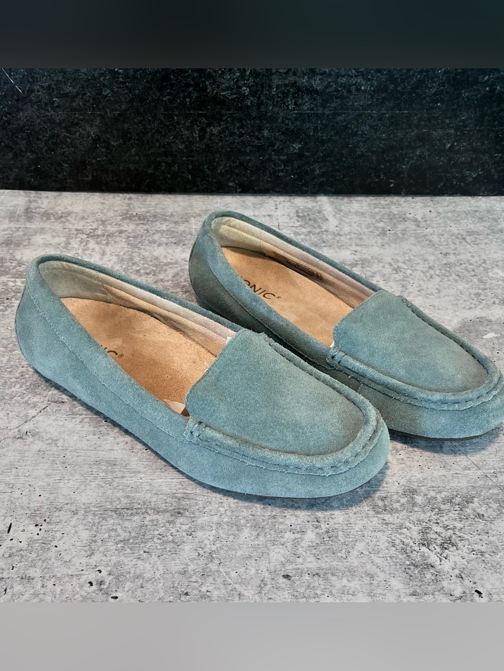 Vionic Blue Grey Suede Debbie Moccasin Loafer, 8, Removable Insole, Arch Support